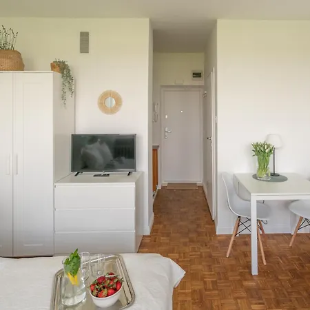 Apartment Old Town 9 Min Walk - Royal Castle 650m - *